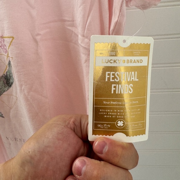 NEW Lucky Brand Festival Finds T Shirt - Picture 4 of 9